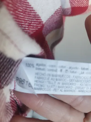 Camisa de cuadros roja y beige