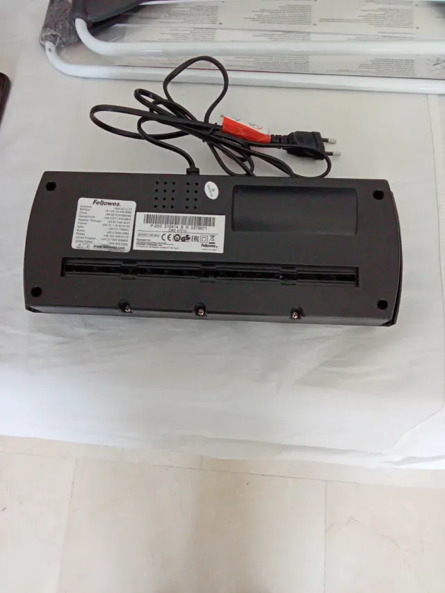 Trituradora de documentos Fellowes P-25S REBAJADO