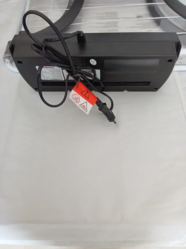 Trituradora de documentos Fellowes P-25S REBAJADO