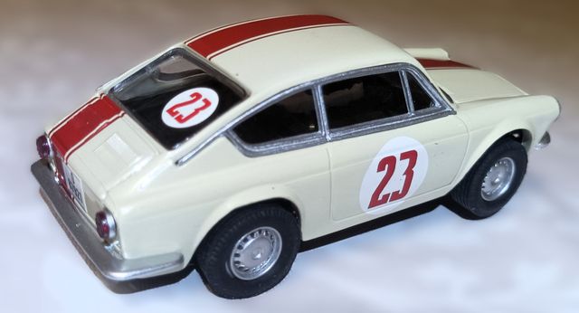 Coche Scalextric SEAT 850 TC