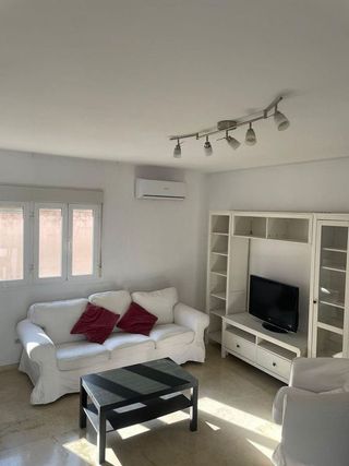 Piso en alquiler en El Porvenir en Sevilla