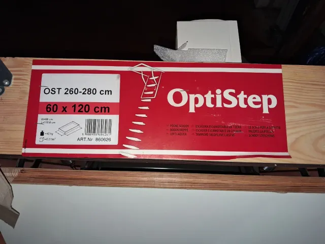 Escalera escamoteable buhardilla