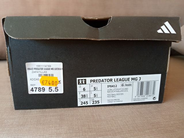 N 38.5 / Botas Fútbol nuevas Adidas Predator