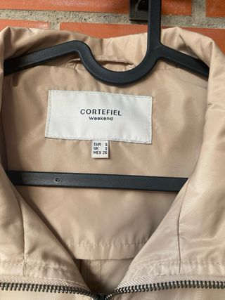 Cazadora Cortefiel Beige