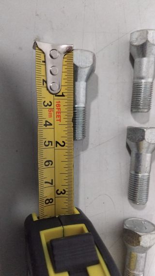 Tornillos Rueda Seat 124/127