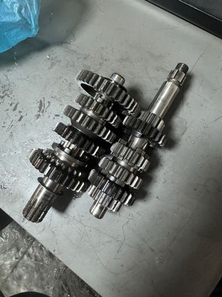 Caja de cambios AM6 con arandelas