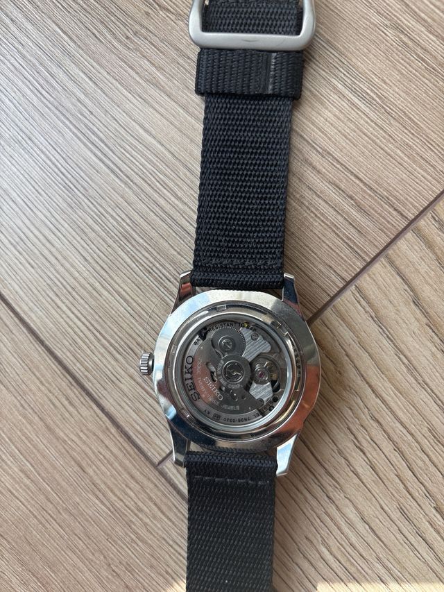 Reloj Seiko 5 Sports Automático Negro