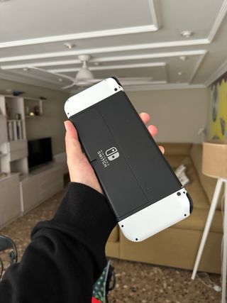 Nintendo Switch OLED + Accesorios