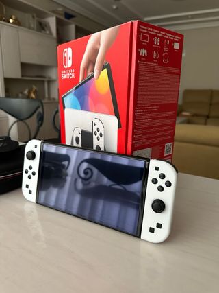 Nintendo Switch OLED + Accesorios