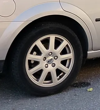 Llanta aluminio 16 Ford