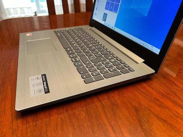 Lenovo Ideapad 330 8GB RAM SSD