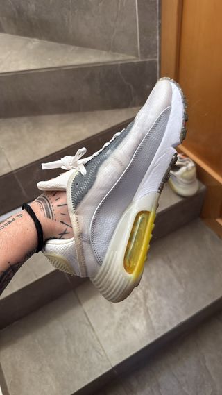 Zapatillas Nike Air Max 2090 Talla 40