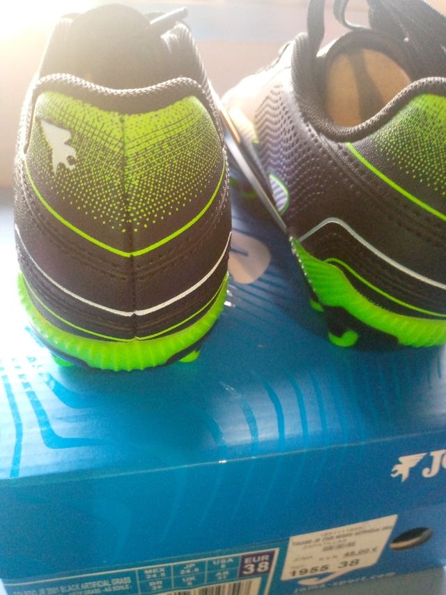 N 38 / Botas de fútbol nuevas Joma Toledo