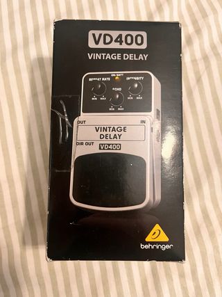 Behringer VD400 Vintage Delay Pedal Guitarra