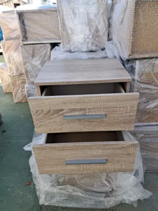 Mesita de noche madera y metal