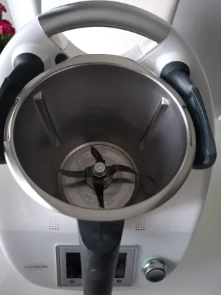 BIMBY THERMOMIX TM5 COMPLETO A SOLI 310 EURO