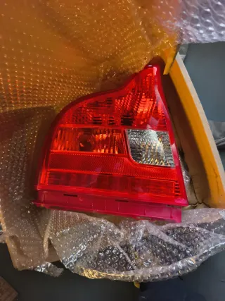 Piloto trasero izquierdo Volvo S80