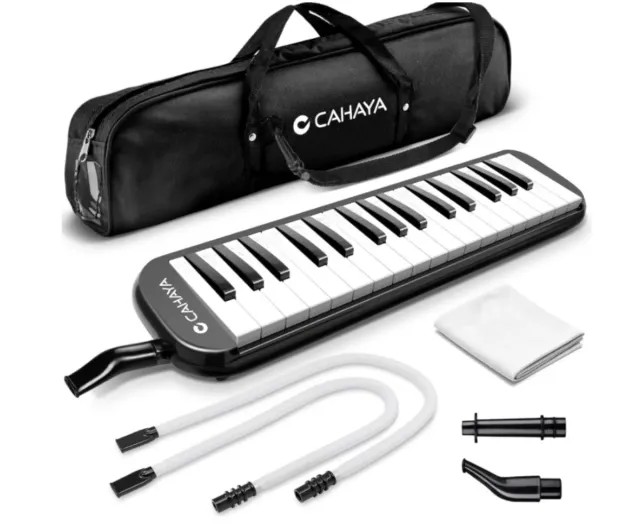 Melódica CAHAYA con funda y accesorios.