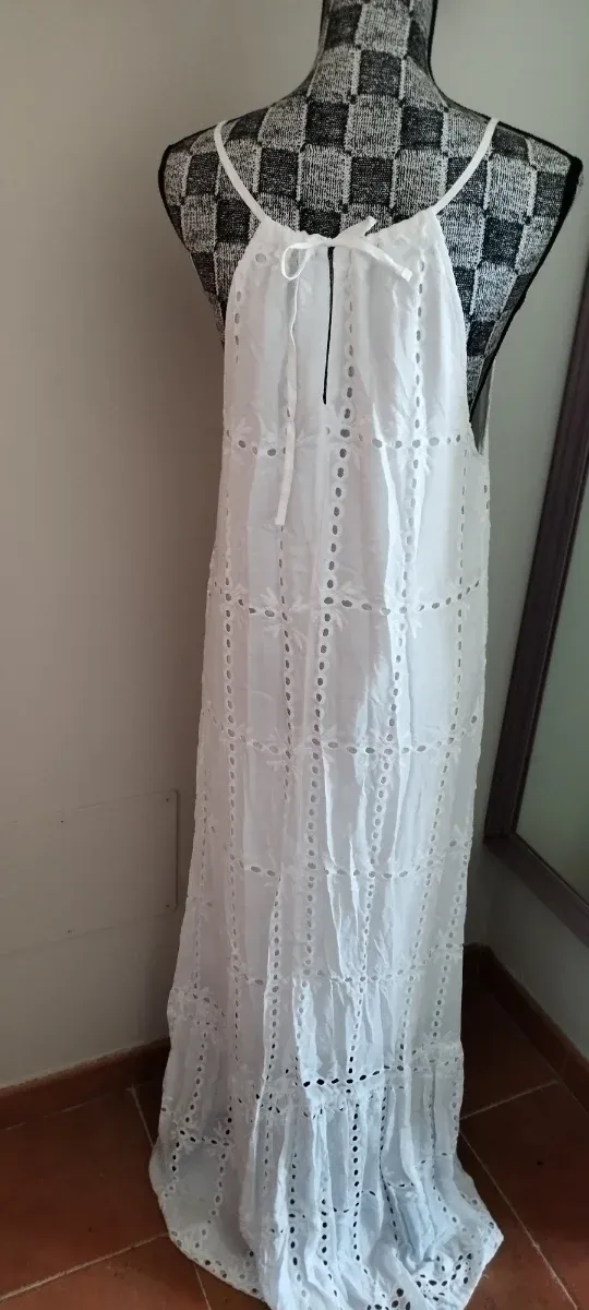 Vestido blanco largo de tirantes