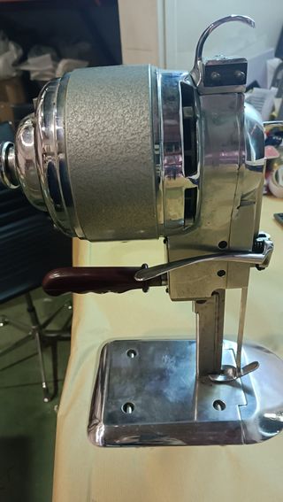 Cortadora Vertical Grande (Ref 106)