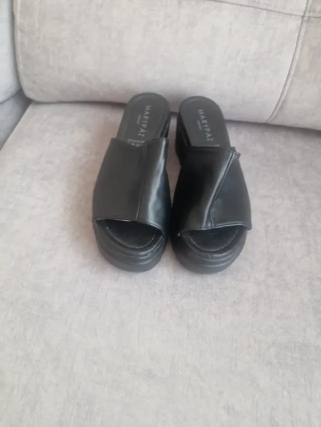 Sandalias Marypaz Zuecos Tacón Negro