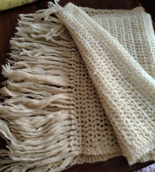 Sciarpa/coprispalle fatto a mano