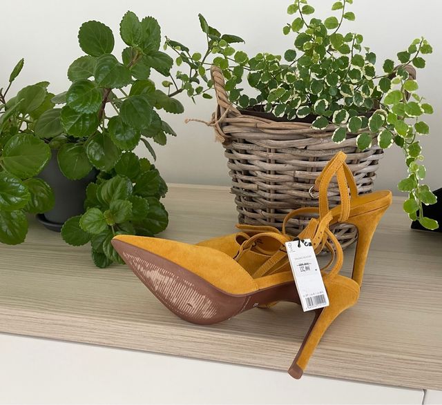 Zapatos Adolfo Domínguez Tacon Talla 37