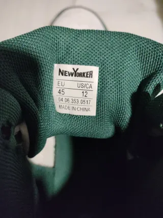 Zapatillas estilo Jordan verdes y blancas