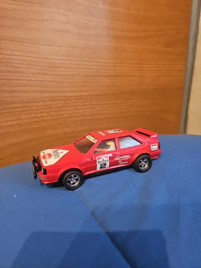 Audi Quattro Scalextric Rojo