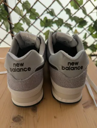 Zapatillas New grises