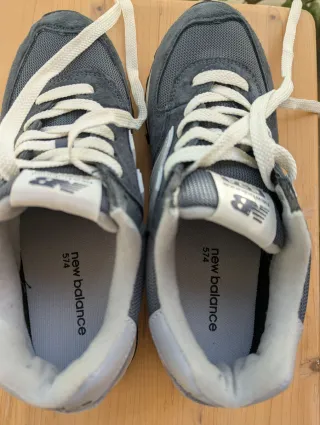 Zapatillas New grises