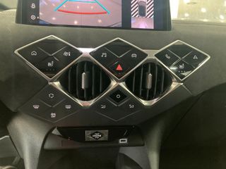 DS DS 3 BlueHDi 96 kW Performance Line Auto.