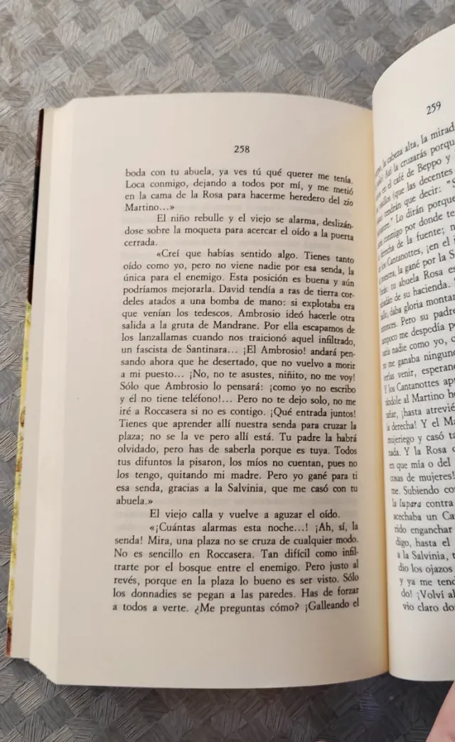 LA SONRISA ETRUSCA ALI (HISPANICA) (Spanish Edi...