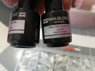 Set Uñas Gel y Acrílicas. Vendo o intercambio