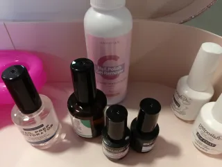 Set Uñas Gel y Acrílicas. Vendo o intercambio