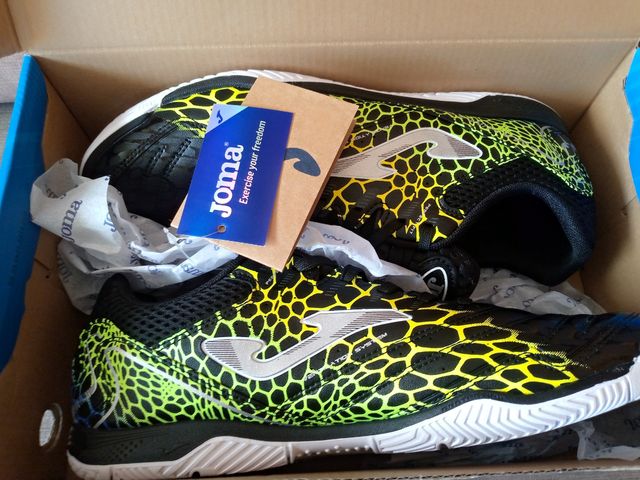 N 44 / Botas de fútbol nuevas Joma T.Tiger