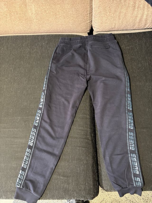 Pantalón de chándal Guess gris