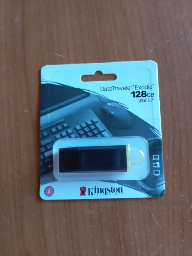Pen drive Kingston 128GB USB 3.2
