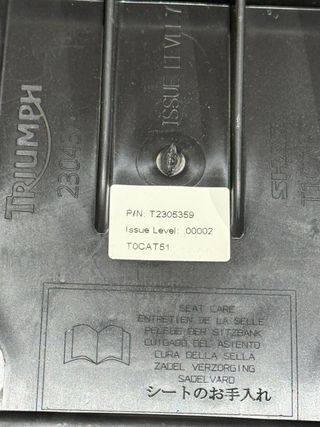 Asiento Moto Triumph 3D Mesh Trasero