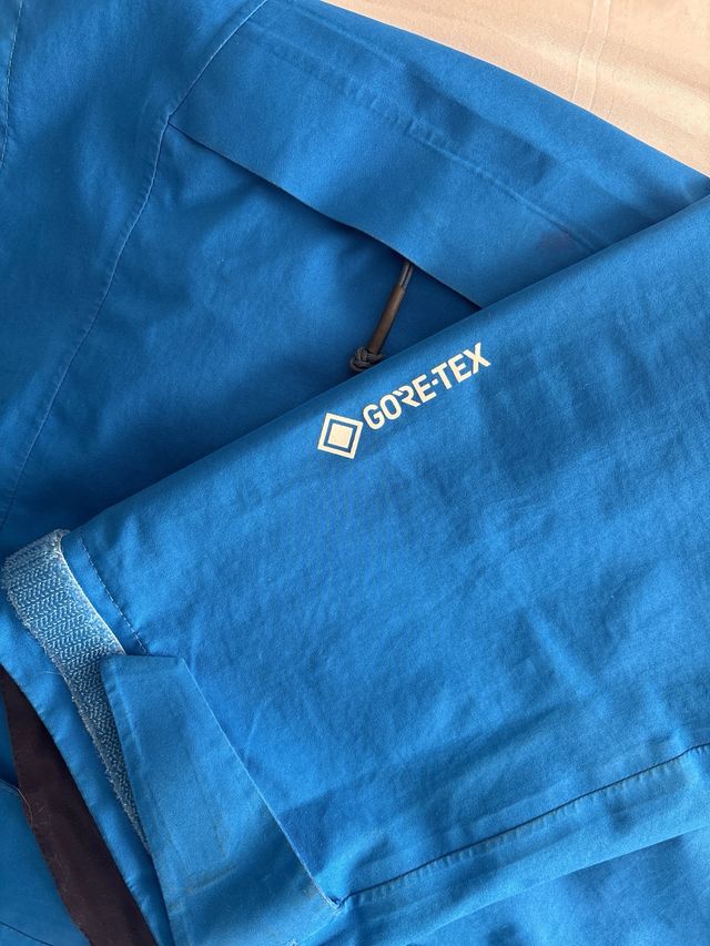 Chaqueta Millet Gore-Tex Azul