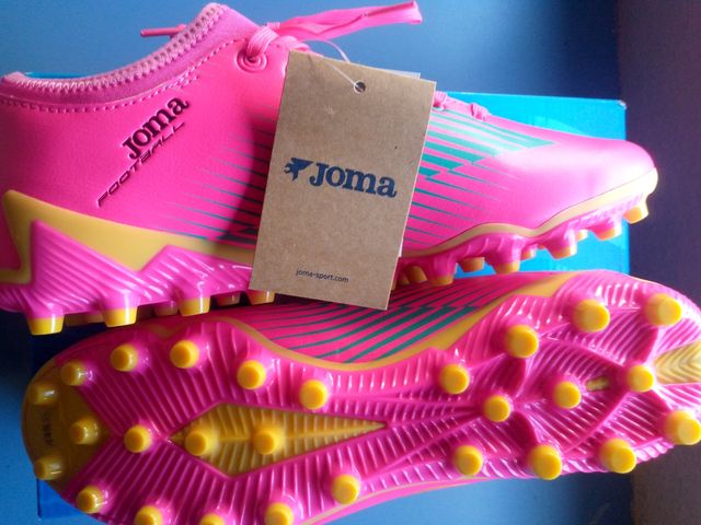 N 44 / Botas de fútbol nuevas Joma Propulsión