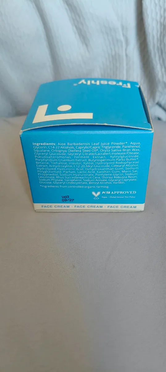 Freshly Hyaluronic PGA Water Bomb Crema Facial