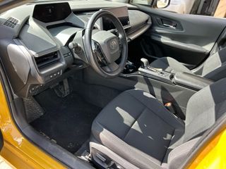 Toyota Prius Plug-in Hybrid 2024 34.300 km