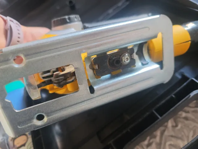 Sierra de calar Stanley 600W