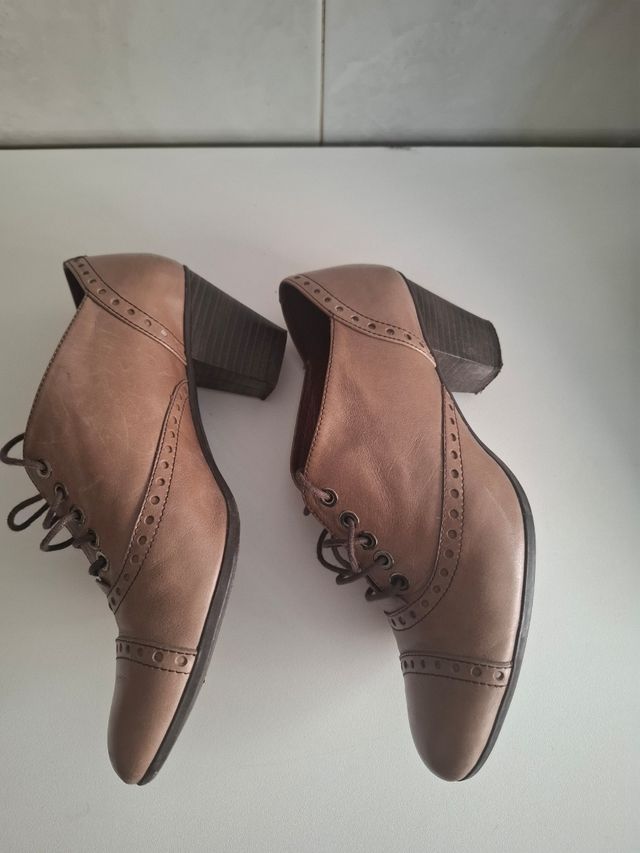 Zapatos de piel Dansi Talla 37 25e