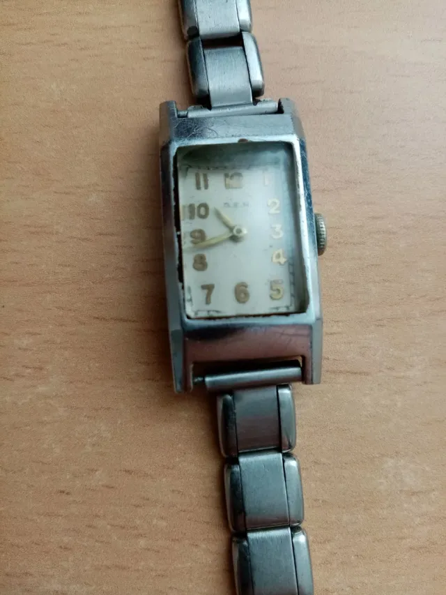 Reloj antiguo señora A. E. N.