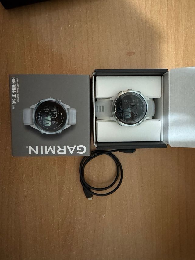 Garmin Forerunner 570 - Smartwatch GPS