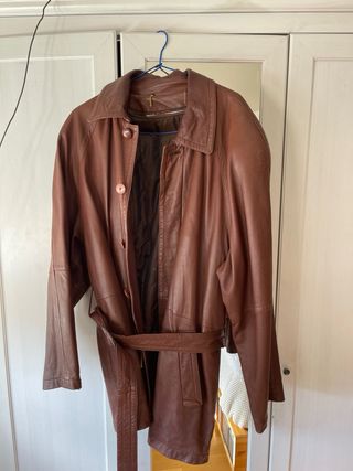 Cazadora de cuero marrón hombre