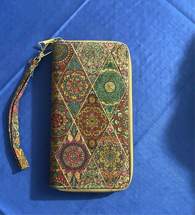 Portafoglio etnico multicolor con zip