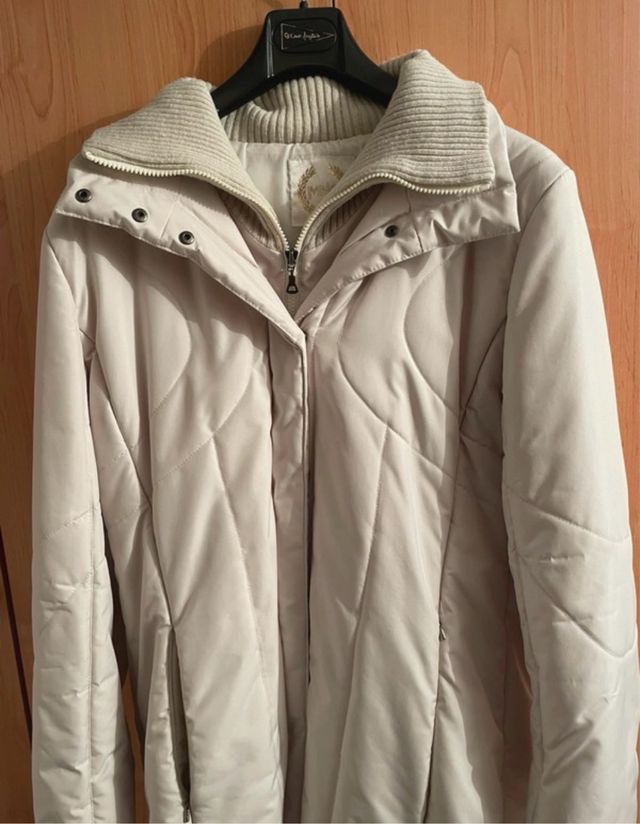 Abrigo Mango Crema Talla XL